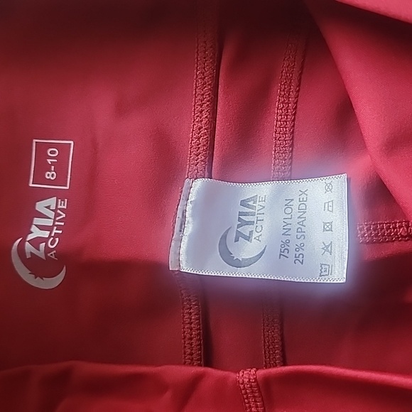 Zyia crop leggings - Picture 3 of 3